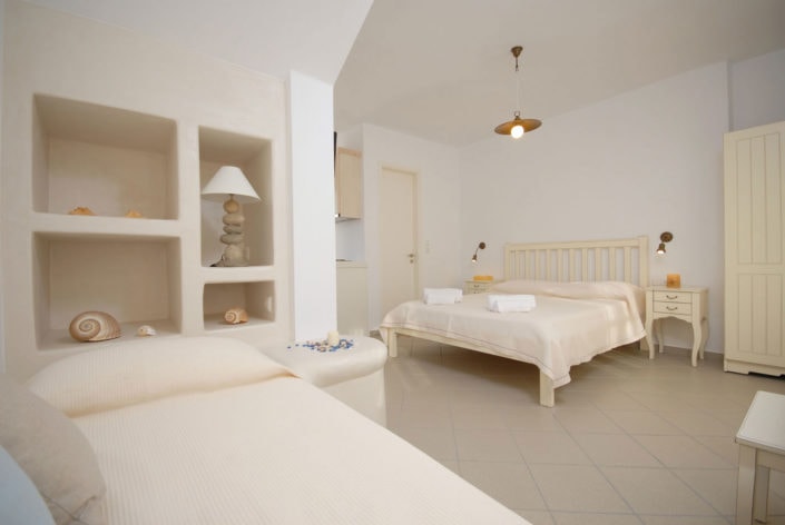 naxos glyfada natural studios spacious