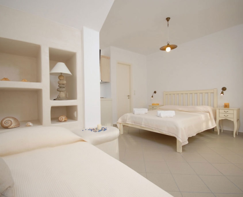 naxos glyfada natural studios spacious