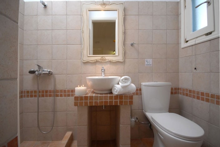 romantic studio bathroom glyfada naxos