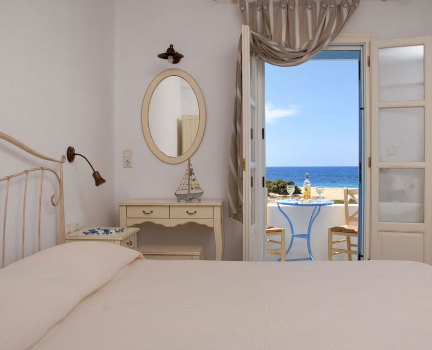 romantic studio view glyfada naxos